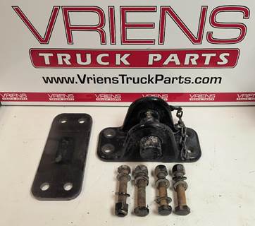 Kenworth T800 Trailer Hitch