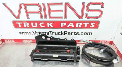 Eaton EATON / FULLER Transmission Cooler for a Eaton / FULLER