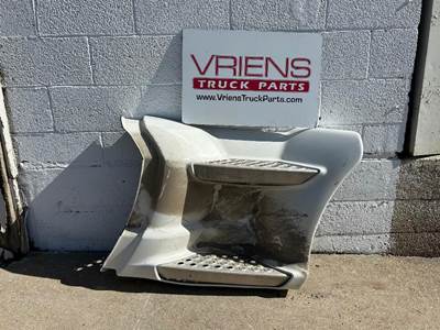 A33-1080-110 LEFT/DRIVER REAR SKIRT