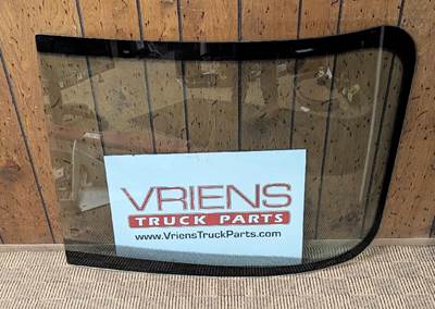 Freightliner Cascadia Windshield Glass