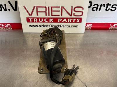 E006-055 MOTOR-WIPER ASSEMBLY