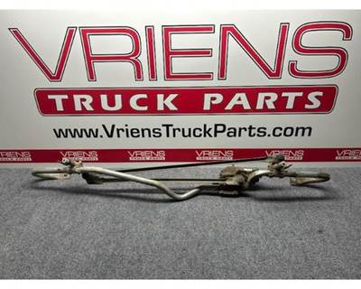 PACCAR E006-158 WIPER MOTOR ASSEMBLY W/ BRACKET AND PIVOT ARM