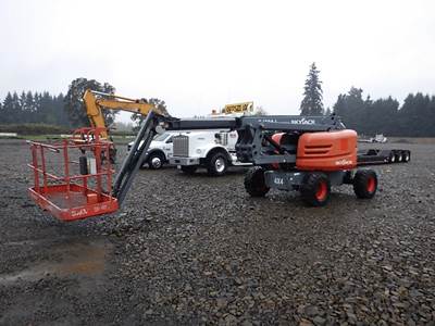 Skyjack SJ63AJ Articulating Boom Lift