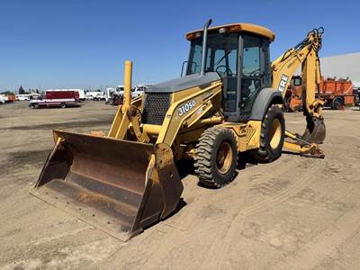 2004 John Deere 310SG Loader Backhoe