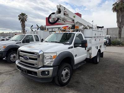 2016 Ford F-550 Boom / Bucket Truck