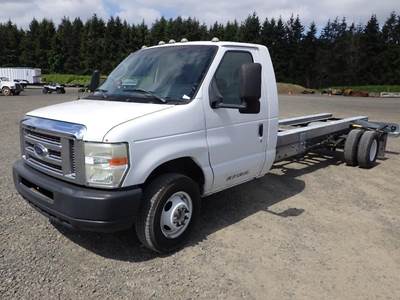 2011 Ford Econoline 17' S/A Cab And Chassis