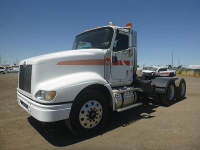 2003 International 9400i T/A Truck Tractor
