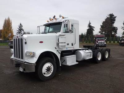 2013 Peterbilt 388 Day Cab Truck