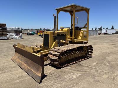 1983 Caterpillar D3B Crawler Dozer