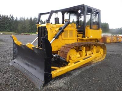 1977 Caterpillar D6D Crawler Dozer