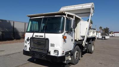 2011 Autocar Xpeditor Dump Truck