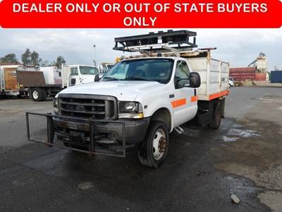 2004 Ford F450SD Dump Truck
