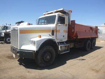 2002 Freightliner FLD120SD T/A Dump Truck