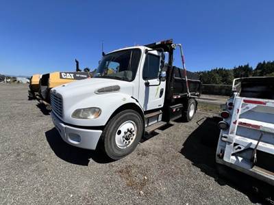 2006 Freightliner M2 4x2 Dump Truck