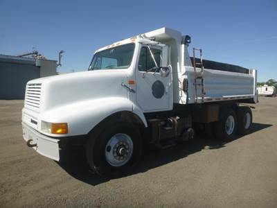 1999 International 2674 T/A Dump Truck