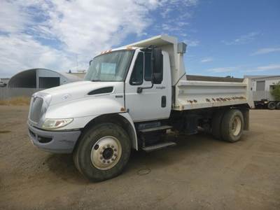 2013 International 4300 S/A Dump Truck