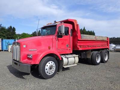 1996 Kenworth T800B 14' T/A Dump Truck