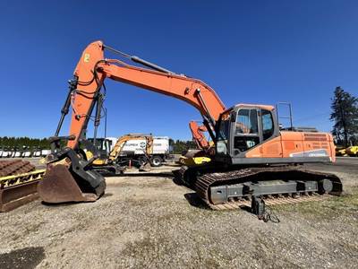 2017 Doosan DX255LC-3 Hydraulic Excavator