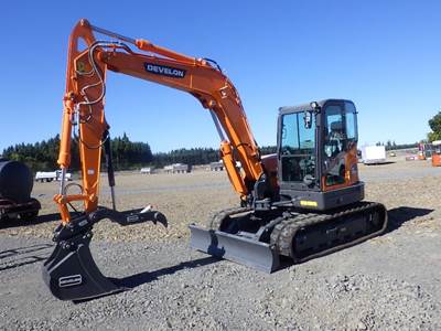2022 Doosan DX85R-3 Excavator