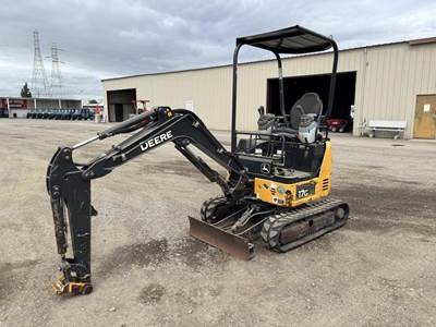 2016 John Deere 17G Hydraulic Excavator