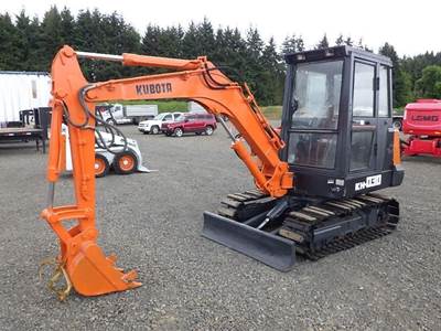 Kubota KH-030 Hydraulic Excavator