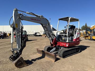 2022 Takeuchi TB240 Excavator
