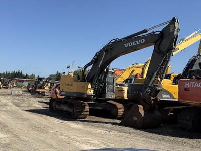 2010 Volvo ECR305CL Hydraulic Excavator