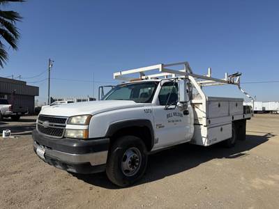 2006 Chevrolet 3500 Flatbed Truck