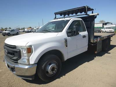 2020 Ford F350 Flatbed Truck