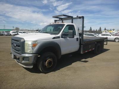 2012 Ford F450 Flatbed Truck