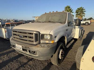 Ford F450 Flatbed Truck