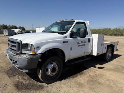 2004 Ford F450 Flatbed Truck