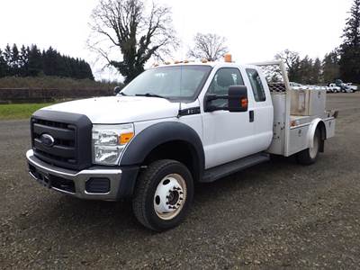2012 Ford F-550 Flatbed Truck