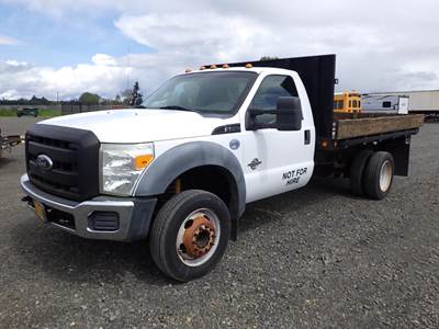 2011 Ford F-550 Flatbed Truck