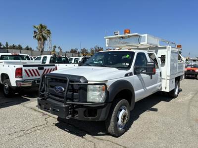 2012 Ford F550 Crew Cab Flatbed Pickup Truck