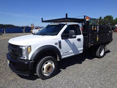2019 Ford F-550 8' Flatbed Truck