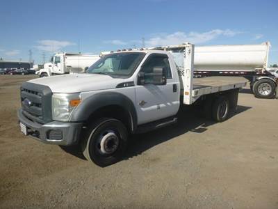 2015 Ford F550 Flatbed Truck