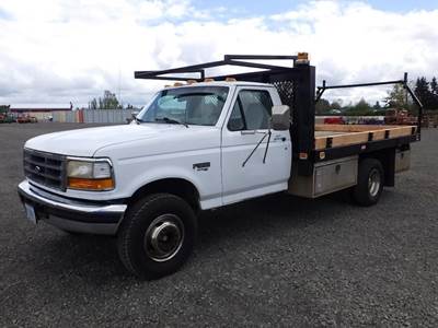 1997 Ford F-Superduty 12' S/A Flatbed Truck