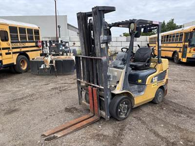 2016 Caterpillar 2C6000 Forklift