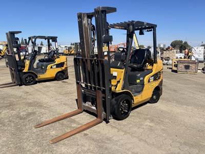 2016 Caterpillar 2C6000 Forklift