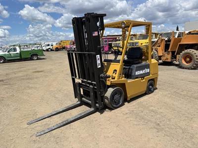 Komatsu FG25S-4 Forklift