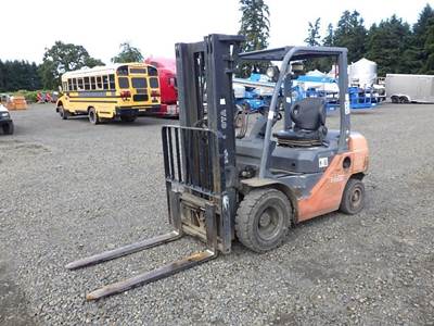 2010 Toyota 8FDU25 Forklift