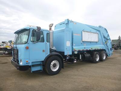 2014 Autocar Xpeditor Garbage Truck