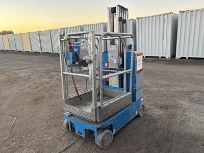 2016 Genie GR-20 Man Lift