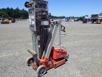 1995 Skyjack SJP30 Vertical Mast Lift