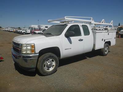 2011 Chevrolet 2500 Extra Cab Utility Truck