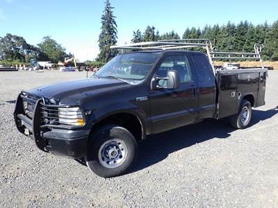 2002 Ford F-250 Super Cab 8' Utility Truck