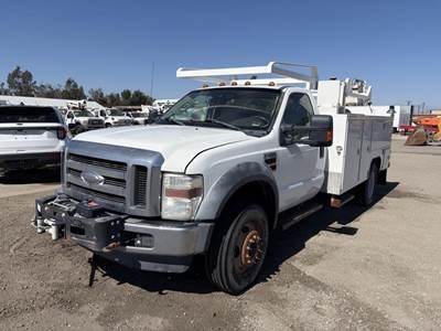 2010 Ford F450 Utility Truck