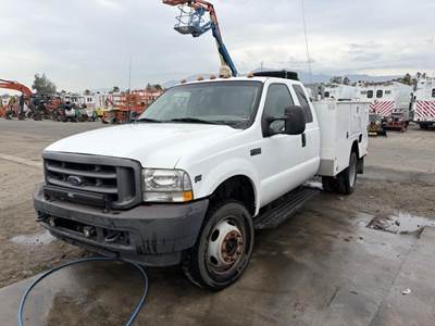 2003 Ford F450 Utility Truck
