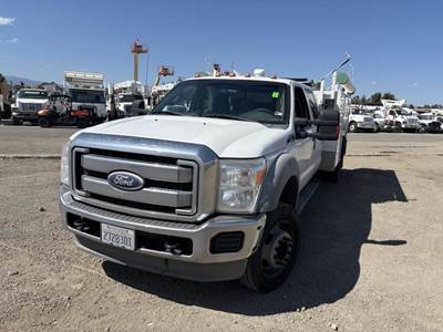 2011 Ford F550 Utility Pickup Truck